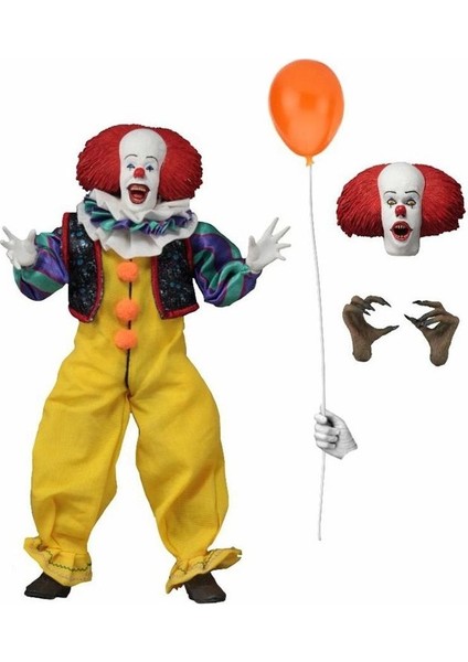 Ultimate Pennywise Clothed 1990 Action Figure