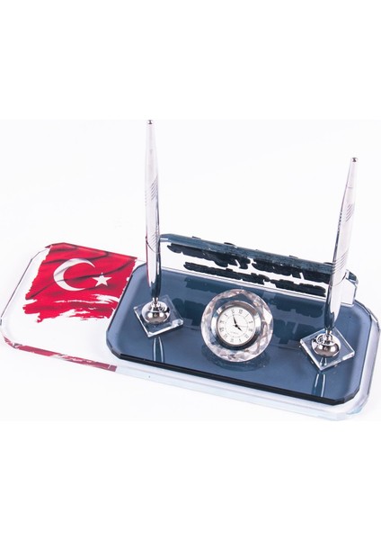 İsme Özel Türk Bayrağı Desenli Gümüş Kabartma Yazılı Ofis Masa İsimliği