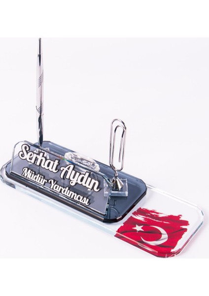 İsme Özel Türk Bayrağı Desenli Gümüş Renk Ataçlı Ofis Masa İsimliği
