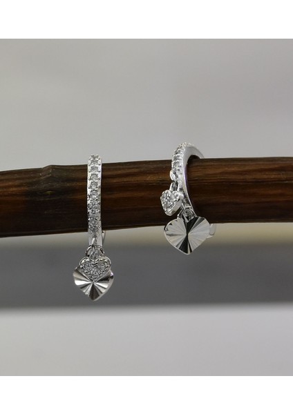 925 Ayar Gümüş Rodyum Kaplama Kalp Halka Küpe