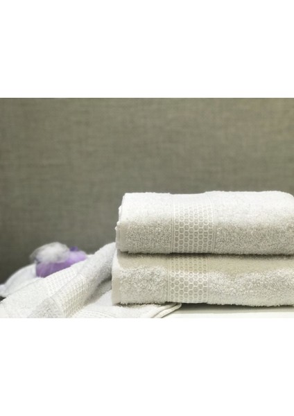 4 Adet Otel Havlusu 70 x 140 cm Beyaz Banyo Havlusu
