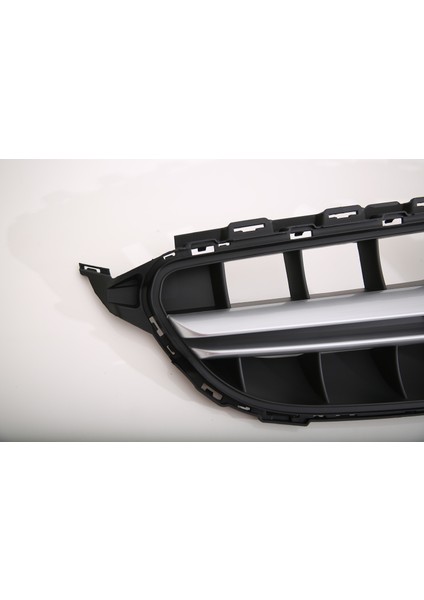 Mercedes C Serisi W205 C63 Amg Black Edıtıon Ön Panjur 2014-2018 modelleri