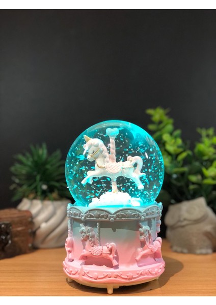 Çiko Toys Atlı Karınca Püskürtmeli Müzikli ve Işıklı Büyük Boy Kar Küresi modelleri