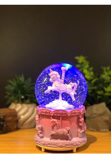 Çiko Toys Atlı Karınca Püskürtmeli Müzikli ve Işıklı Büyük Boy Kar Küresi fırsatları