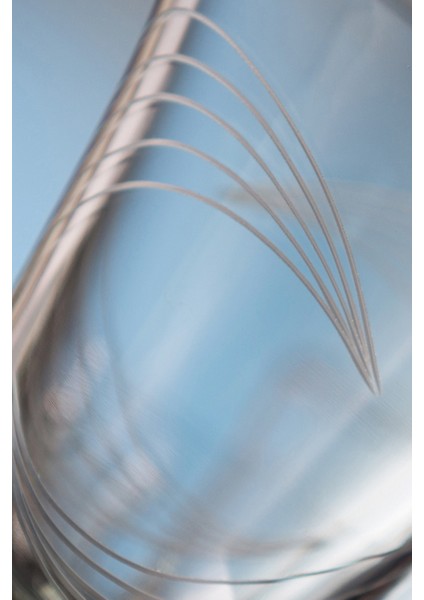 Ebrar Sade Kesme El Dekor Yaldızlı Desenli Kapaklı Cam Şişe Karaf Sürahi