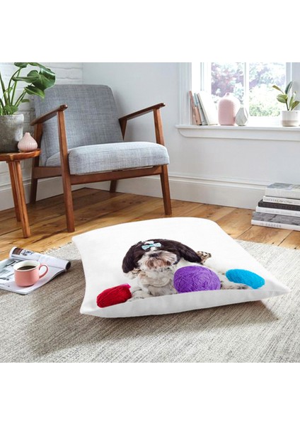 Renkli Ip Toplarıyla Köpek Baskılı Modern Hayvan Yer Minderi