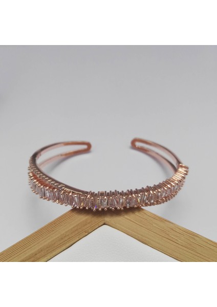 Zirkon Taşlı Kelepçe Pirinç Bileklik Rose Renk fiyatları