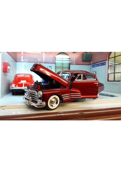 1948 Chevy Aerosedan Fleetline Bordo 1:24 Model Araba