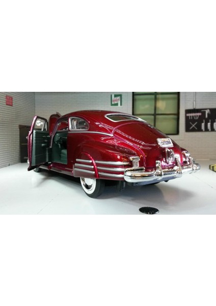 1948 Chevy Aerosedan Fleetline Bordo 1:24 Model Araba fırsatları
