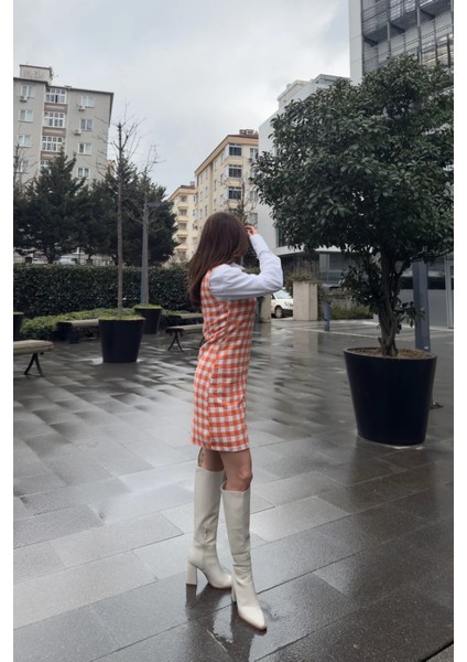 Kadın Turuncu Çift Cepli Kare Yaka Kalın Askılı Sıfır Kol Midi Boy Tüvit Elbise(Gömleksiz) modelleri