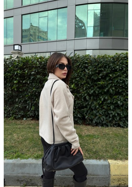 Kadın Bej Kruvaze Yaka, Çift Düğme, Rahat Kalıp, Fitilli Kaşe Kumaş Ceket modelleri