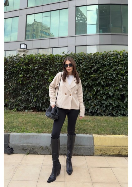 Kadın Bej Kruvaze Yaka, Çift Düğme, Rahat Kalıp, Fitilli Kaşe Kumaş Ceket fırsatları