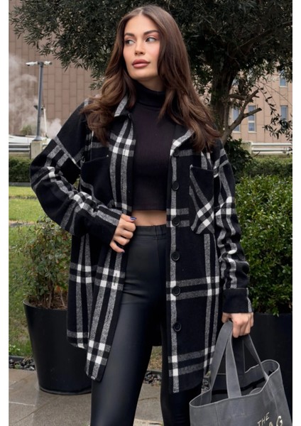 Kadın Siyah Çift Cepli, Ekose Desenli, Rahat Kalıp, Uzun Kaşe Gömlek
