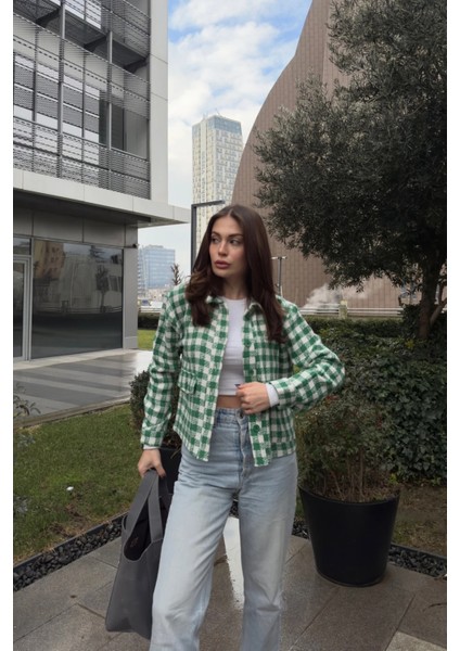 Kadın Yeşil Çift Cepli, Pötikare Desenli, Rahat Kalıp, Kısa Tüvit Ceket fiyatları