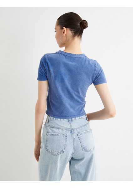 Crop Tişört Soluk Efektli Kısa Kollu Bisiklet Yaka Slim Fit Pamuklu