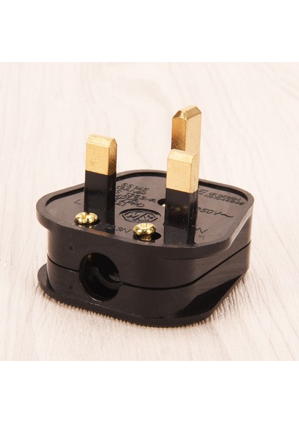 13 Amp 230V Ingiltere 3 Pinli Ağır Hizmet Tipi Kauçuk Gövde Yeniden Kablolanabilir Fiş (Yurt Dışından) fırsatları