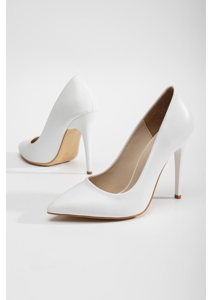 Kadın Stiletto BEYAZ CİLT fiyatları