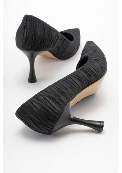 Kadın Stiletto Ayakkabı Siyah Kırışık Saten