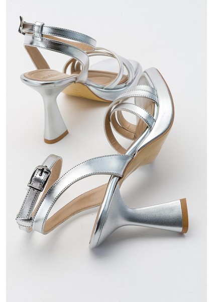 Çapraz Bantlı Platformlu Kadın Topuklu Sandalet GÜMÜŞ ZRA fırsatları