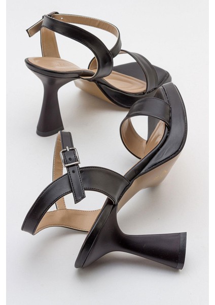 Tek Bantlı Platformlu Kadın Topuklu Sandalet Siyah Cilt fırsatları