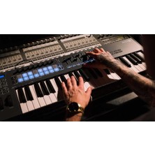 Novation Flkey 49 Midi Klavye