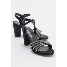 Ccway Kadın Çapraş Biyeli Taşlı Topuklu Ayakkabı Siyah Saten