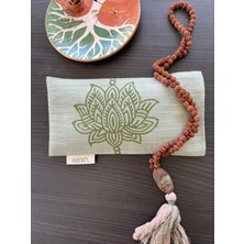 Haniel  Yoga ve Meditasyon Göz Yastığı:derinliklere Uzanan Bir Yolculuk: