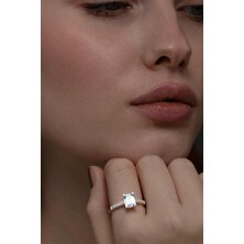 Carat Stone Pırlanta Işıltılı 2 Carat Kadın Gümüş Baget Yüzük