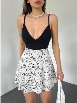 MST Clothing Beyaz Çiçekli Papatya Çiçek Desenli Mini Şort Etek