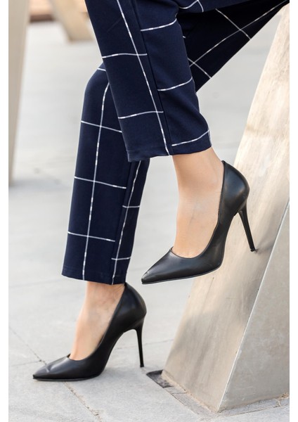 Kadın Stiletto Siyah Cilt