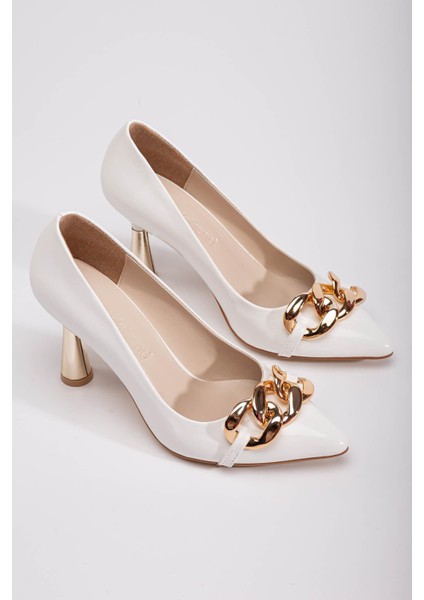 Kadın Zincirli Topuklu Ayakkabı Beyaz Rugan fiyatları