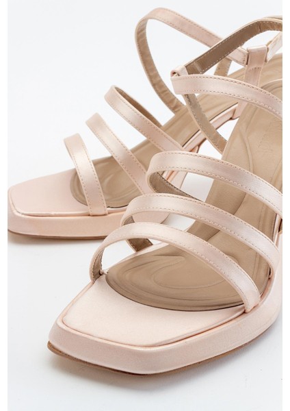 3 Biyeli Platformlu Kadın Topuklu Sandalet Ten Saten modelleri