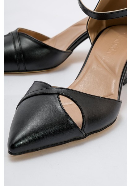 Kadın Topuklu Ayakkabı Siyah Cilt modelleri