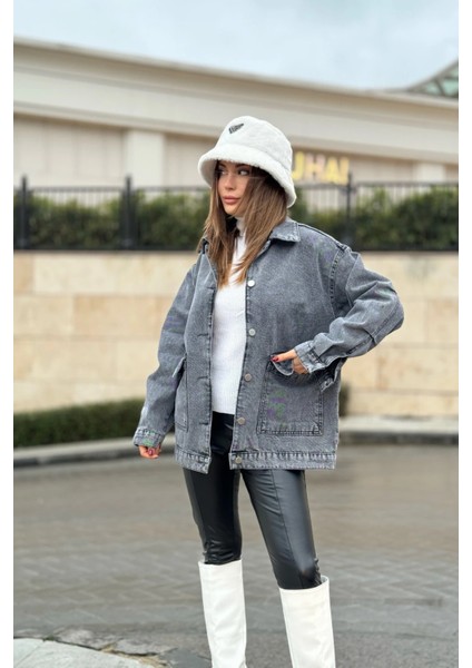 Kadın Gri Geniş Cepli, Kaliteli Jeans Kumaş, Salaş Kot Ceket fırsatları