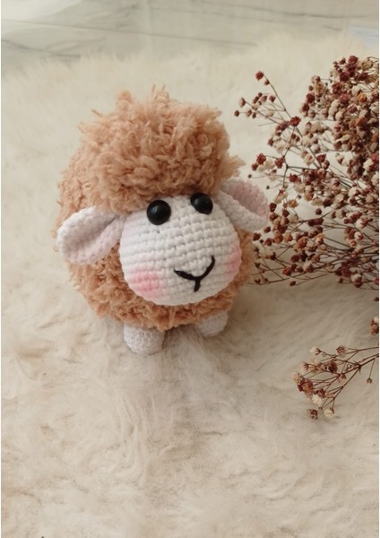 Kübraca Emek Amigurumi Kuzucuk