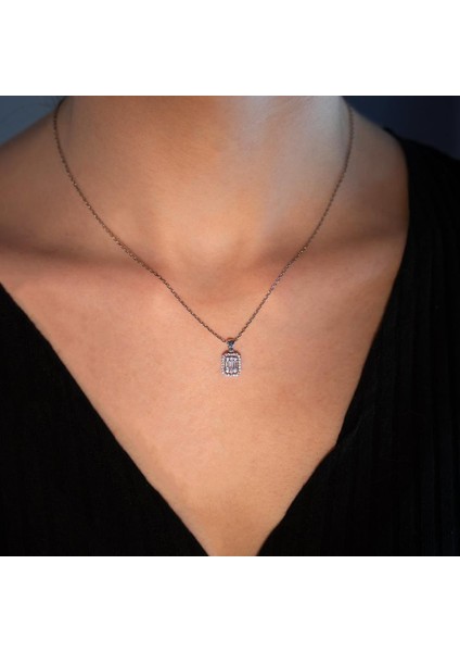 0.20 Karat Baget Pırlanta Kolye fiyatları