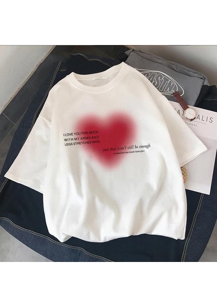 Aesthetic Heart Baskılı Beyaz Oversize T-Shirt indirimleri