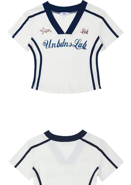 Y2K V Yaka Şeritli Beyaz Crop modelleri