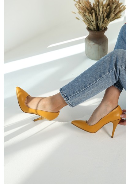 Kadın Sivri Burunlu Stiletto HARDAL CİLT modelleri