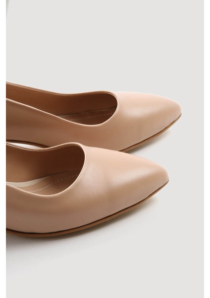 Kadın Günlük Topuklu Ayakkabı Nude Cilt modelleri