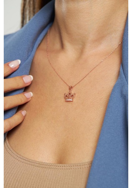 Zirkon Taşlı Rose Taç Model Gümüş Kolye modelleri