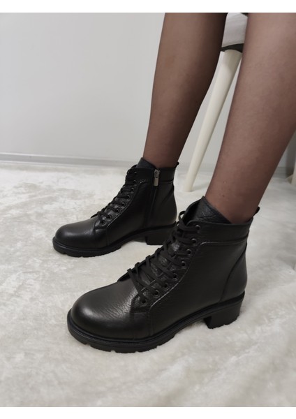 Eclips Deri Önden Bağlı Yanı Fermuarlı Kadın Kısa Bot(Voyager B6) - Siyah - 39