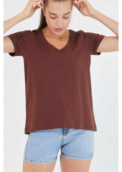 Kadın %100 Pamuk V Yaka Regular Kalıp T-Shirt Kahverengi modelleri