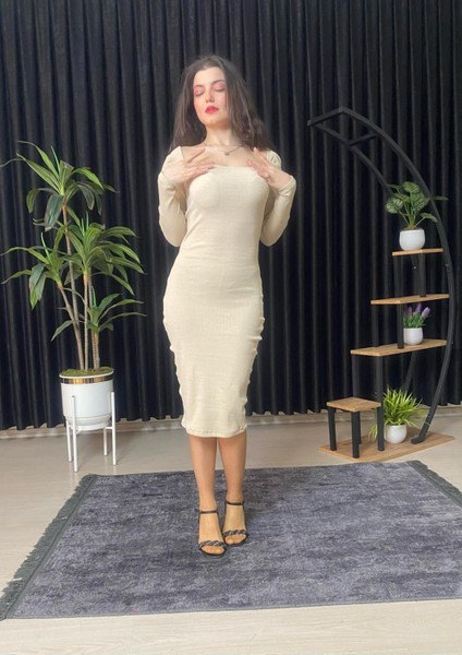 Espoirplus Kare Yaka Siyah Renk Vücuda Oturan Midi Boy Pileli Kol Örme Elbise