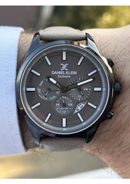 Exclusive Aktif Göstergeli ve Dual Time Özllikli Spor ve Şık Erkek Kol Saati