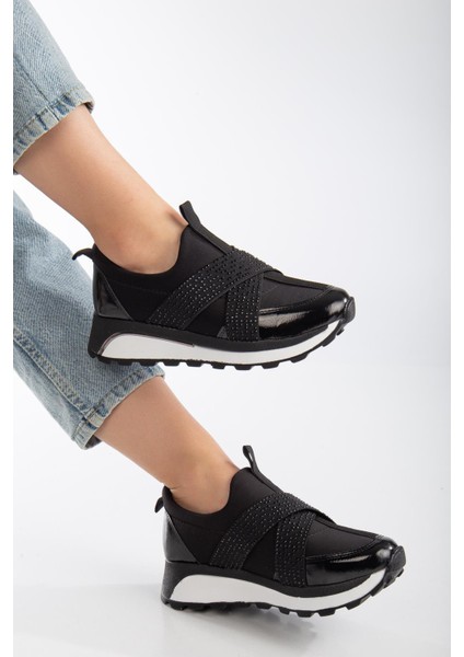Verica Kadın Spor Ayakkabı Sneaker Lastik Detaylı Taşlı