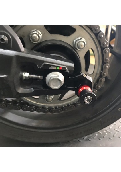 Motosiklet Cnc Alüminyum Zincir Ayarlayıcı Blok Arka Salınım Kolu Makaraları CB650F CBR650F 2014-2019 CB650R 2019 (Yurt Dışından)