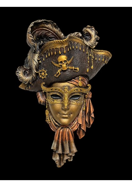 Korsan Duvar Mask