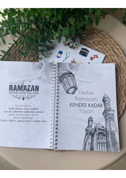 Ramazan Ajandası Zamansız Tarihsiz ve Iki Sayfa Etiket