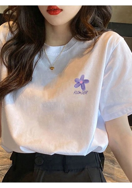 Kadın Beyaz Flower Baskılı Oversize Tişört